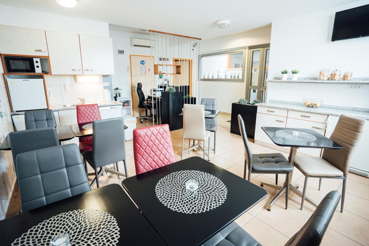 Sobe Rooms Nataly Сежана Екстер'єр фото