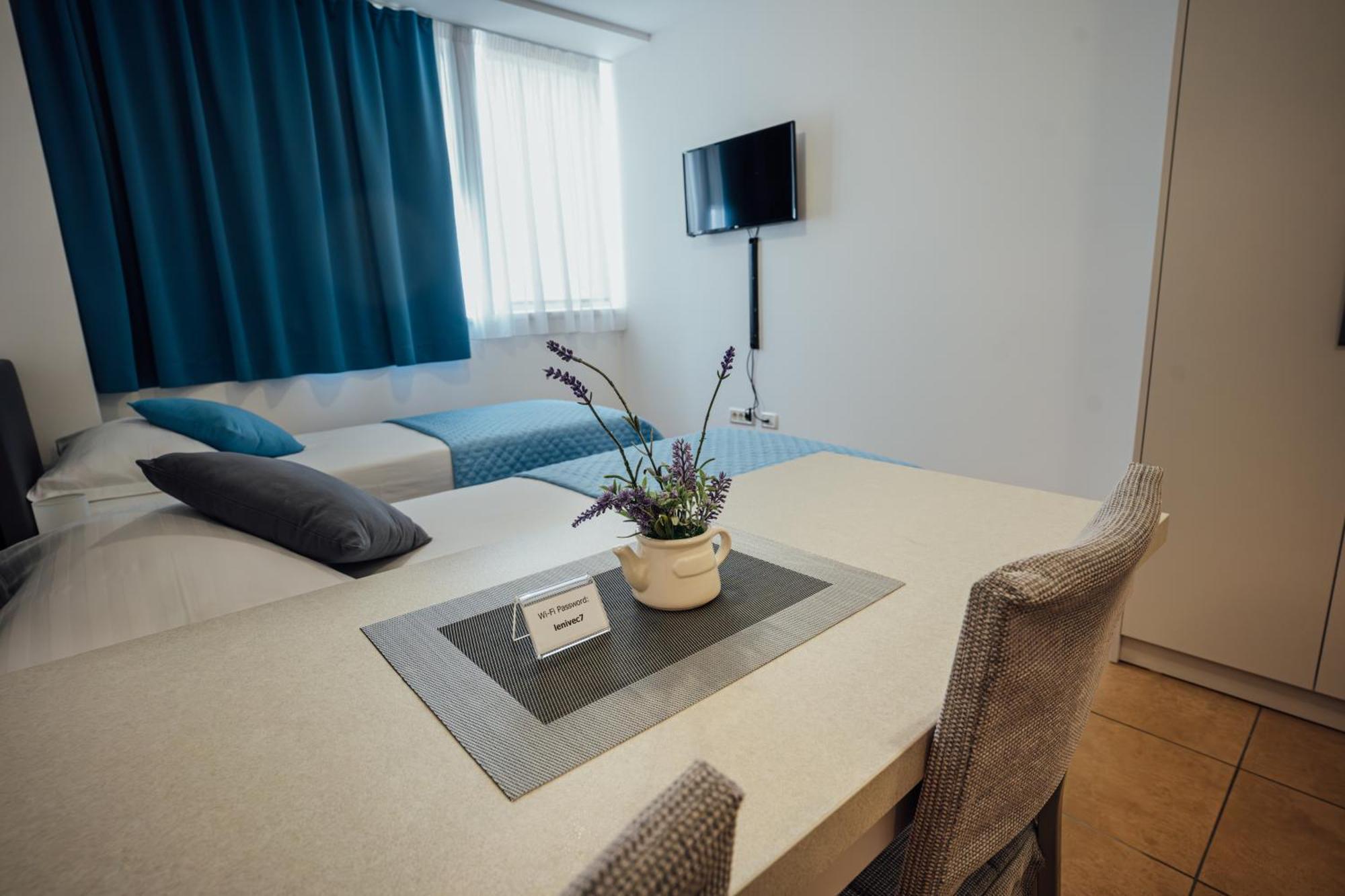 Sobe Rooms Nataly Сежана Екстер'єр фото
