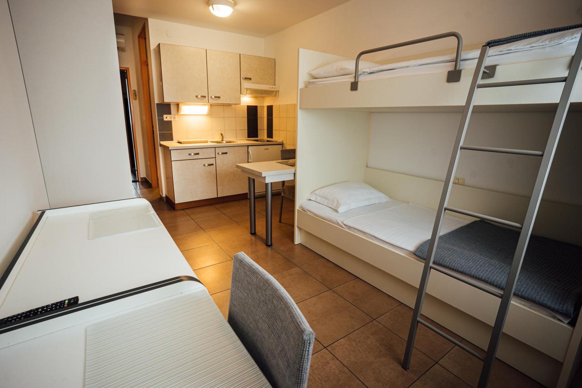 Sobe Rooms Nataly Сежана Екстер'єр фото
